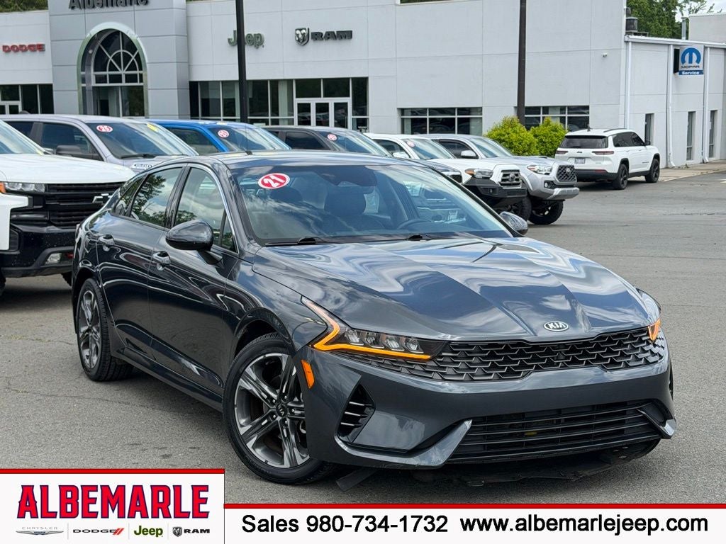 2021 Kia Optima EX FWD's photo