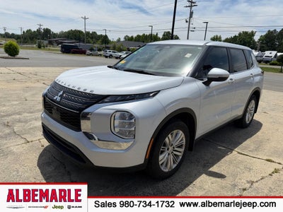2023 Mitsubishi Outlander ES 2.5 2WD