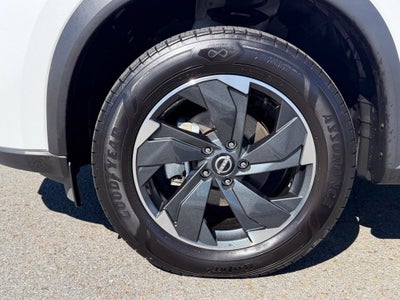 2025 Nissan Rogue SV FWD