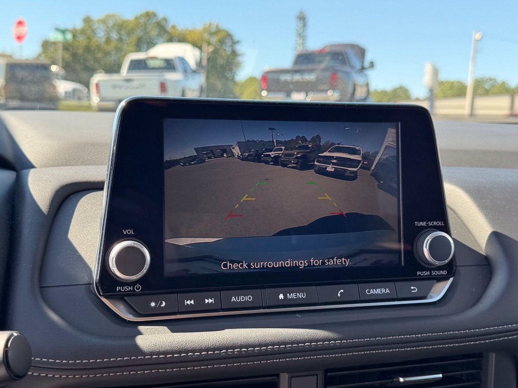 2025 Nissan Rogue SV FWD