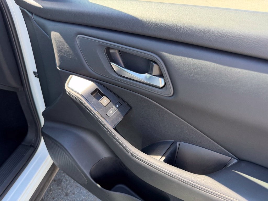 2025 Nissan Rogue SV FWD