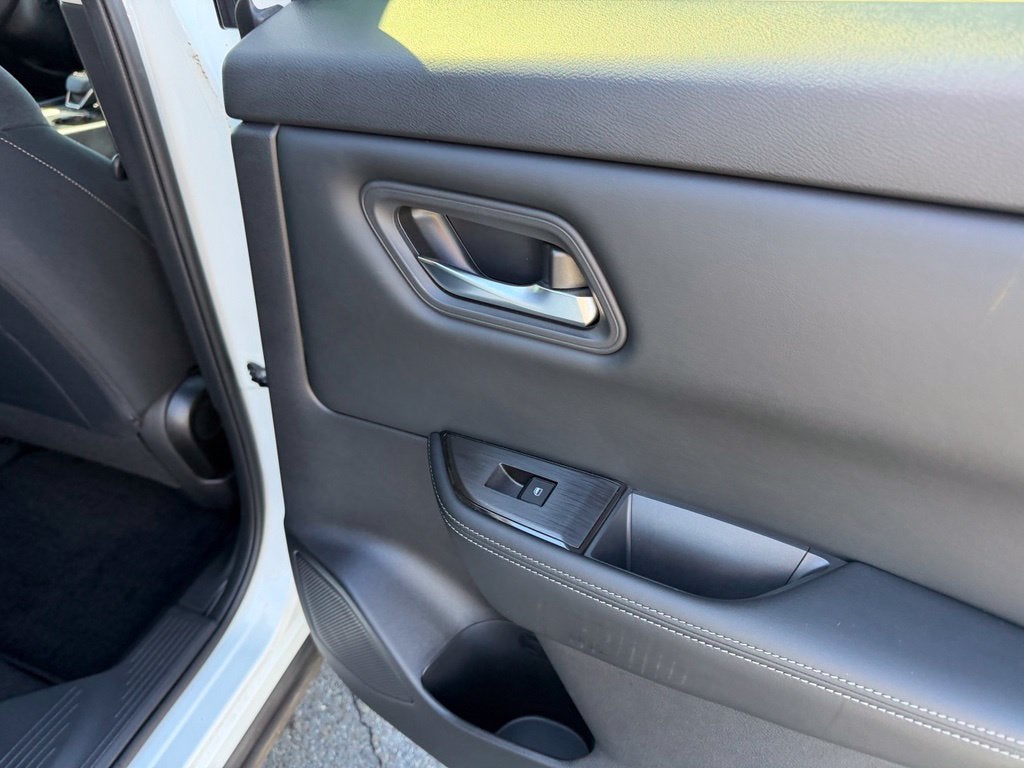 2025 Nissan Rogue SV FWD