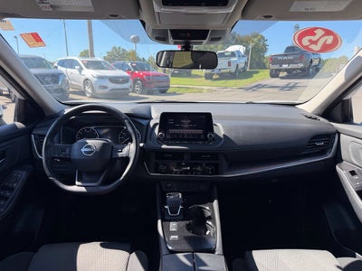 2025 Nissan Rogue SV FWD