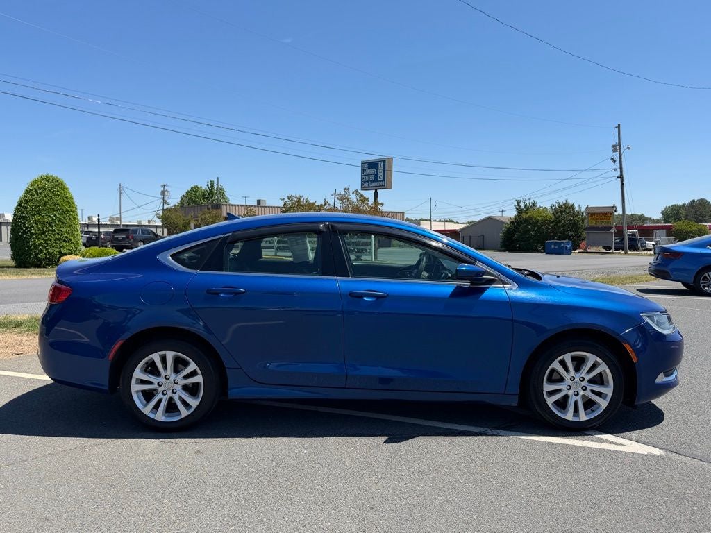 2016 Chrysler 200 Limited