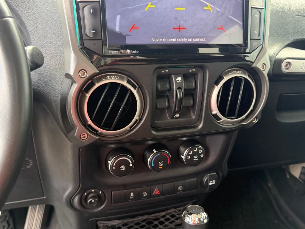 2018 Jeep Wrangler JK Unlimited Sahara