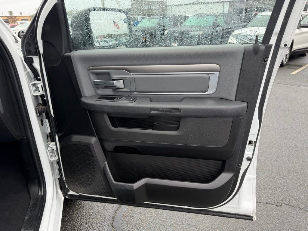 2024 RAM 1500 Classic SLT