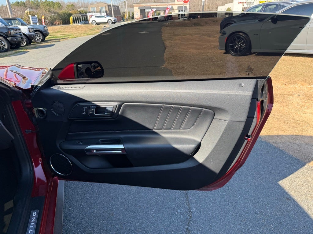 2020 Ford Mustang EcoBoost Premium