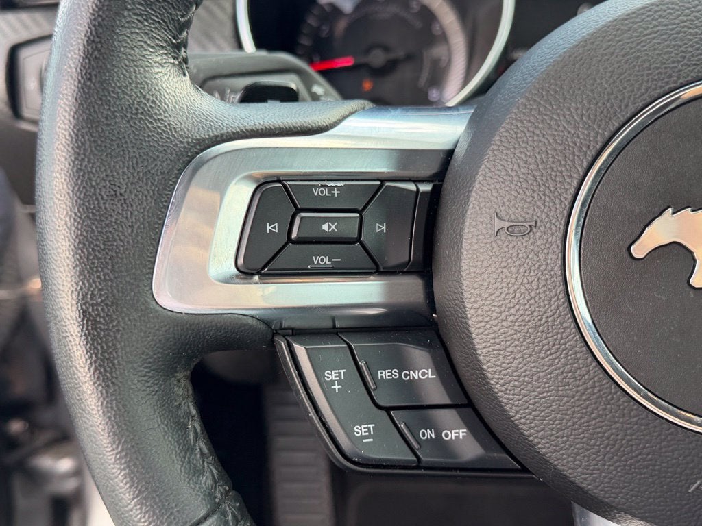 2021 Ford Mustang EcoBoost