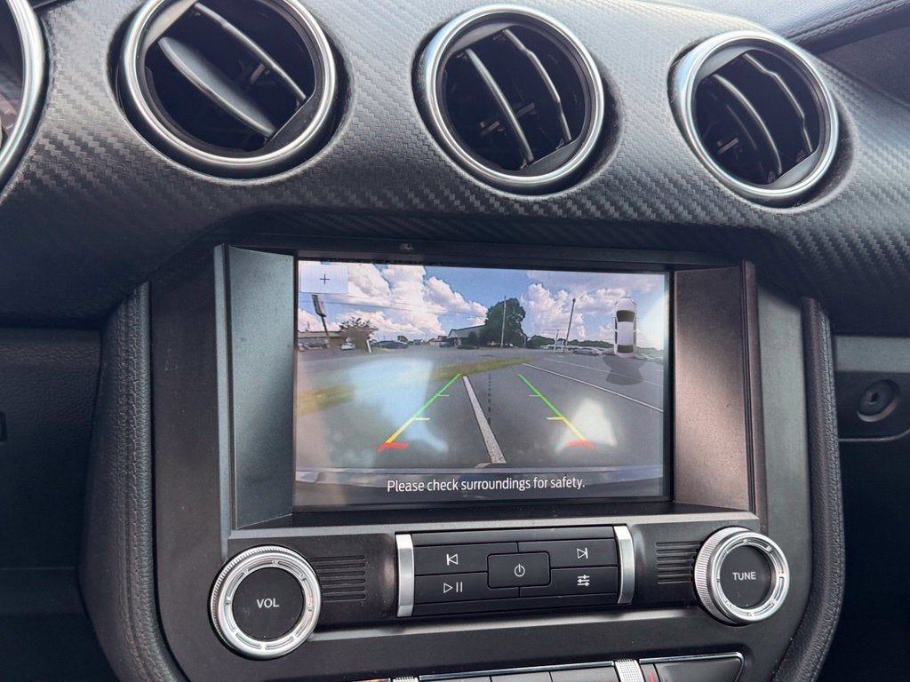 2021 Ford Mustang EcoBoost