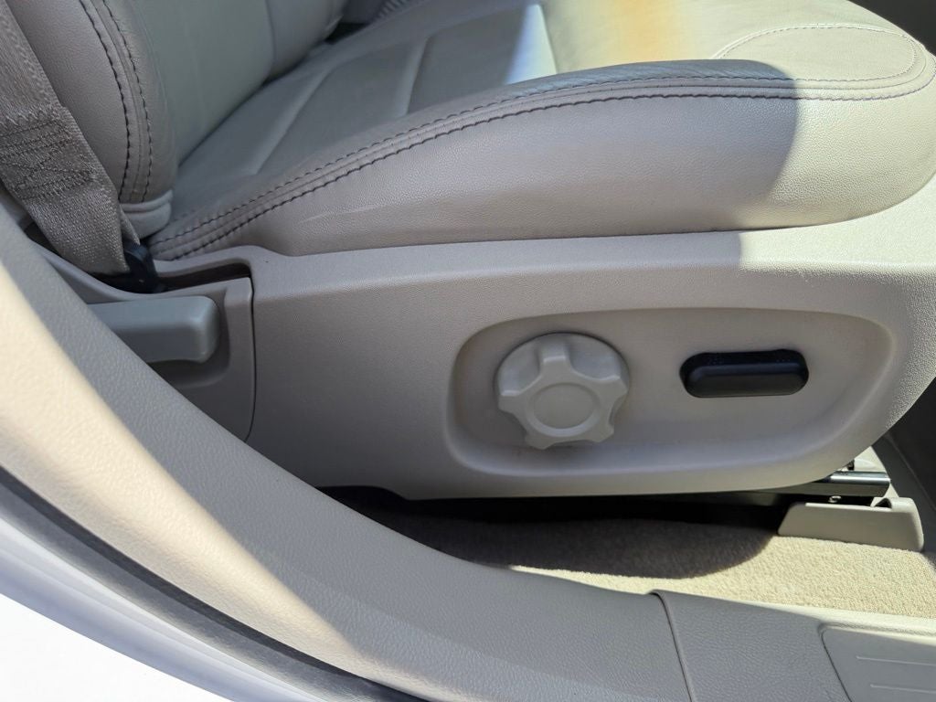 2012 Ford Taurus SEL