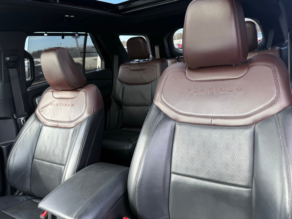 2021 Ford Explorer Platinum