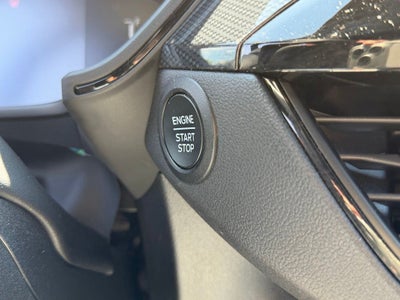 2025 Ford Escape Hybrid ST-Line Select