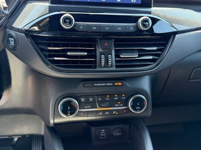 2025 Ford Escape Hybrid ST-Line Select
