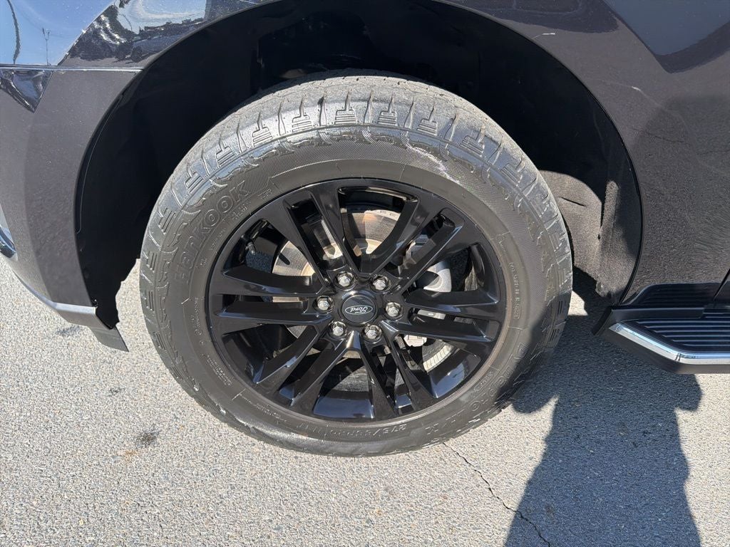 2022 Ford Expedition Max XLT