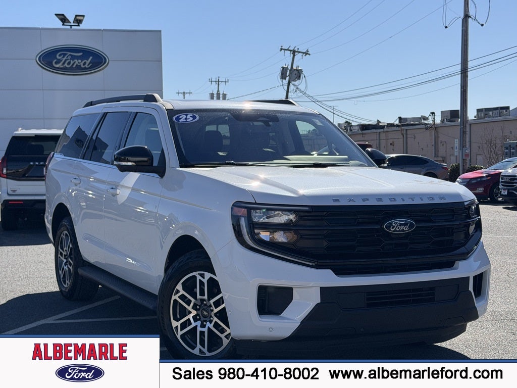 2025 Ford Expedition Active