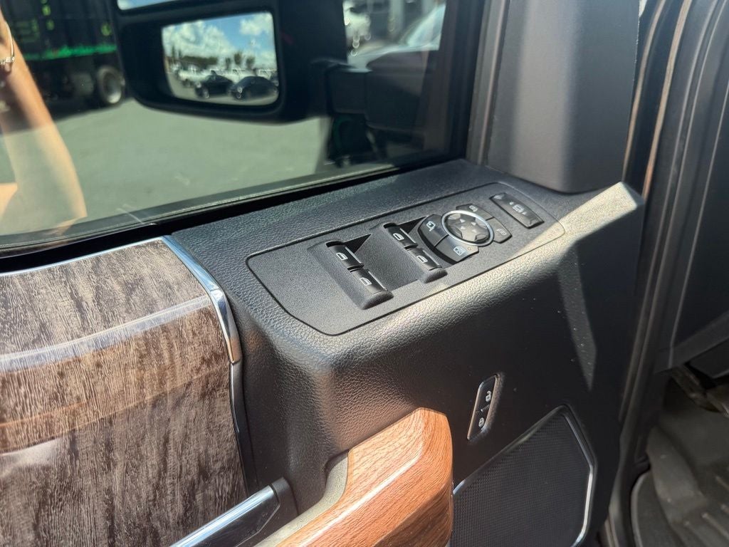 2017 Ford F-250SD Lariat