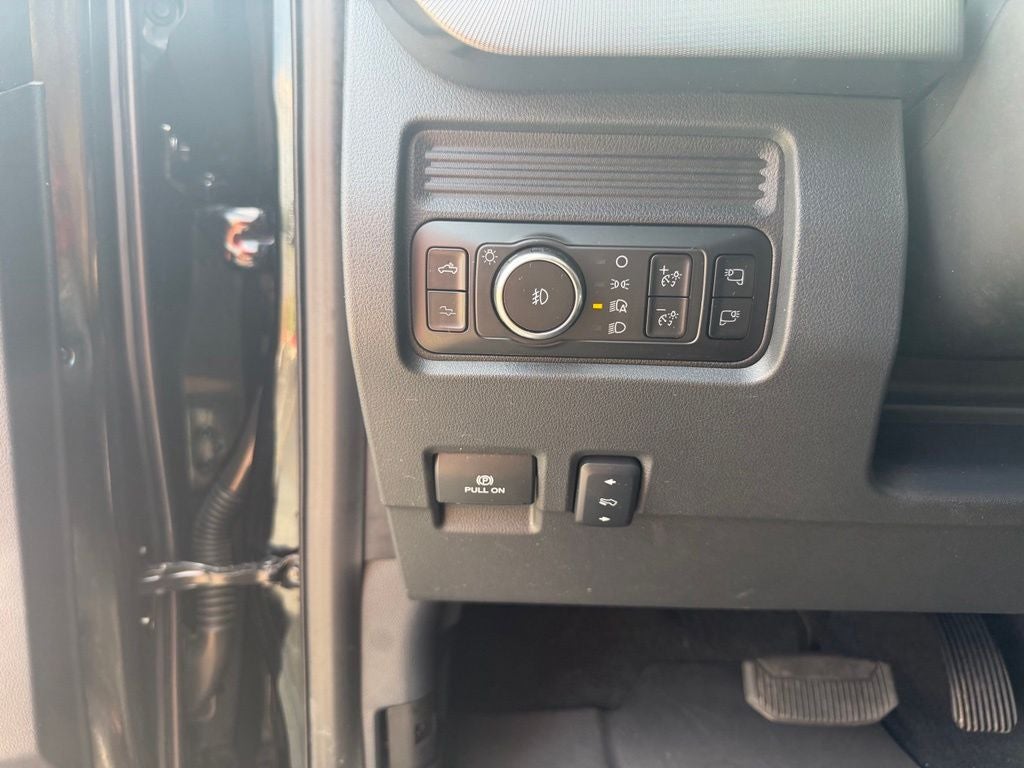 2025 Ford F-350SD Platinum