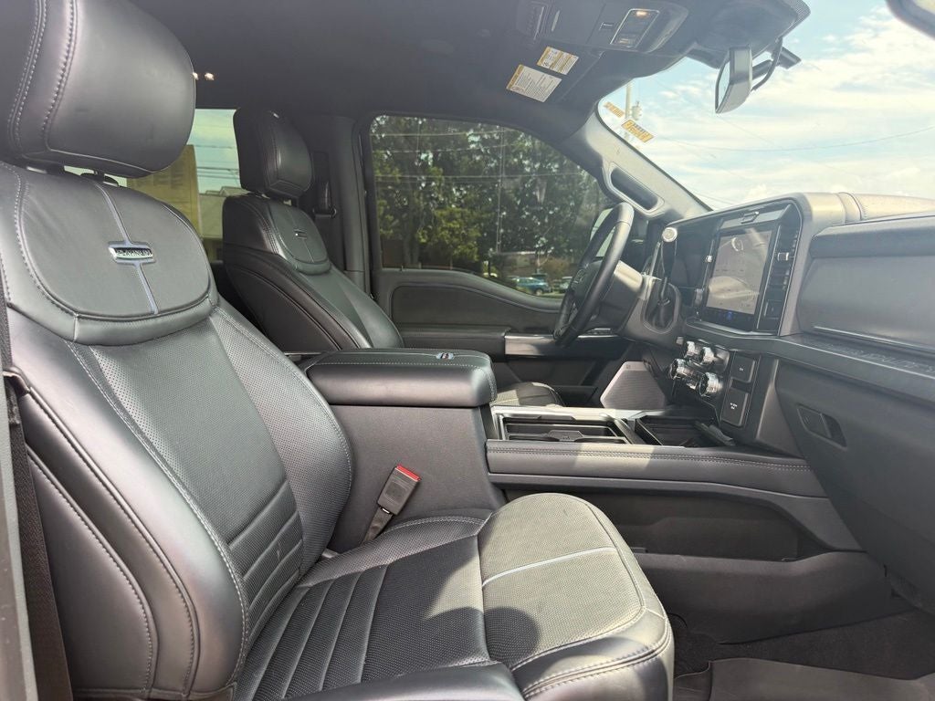 2025 Ford F-350SD Platinum