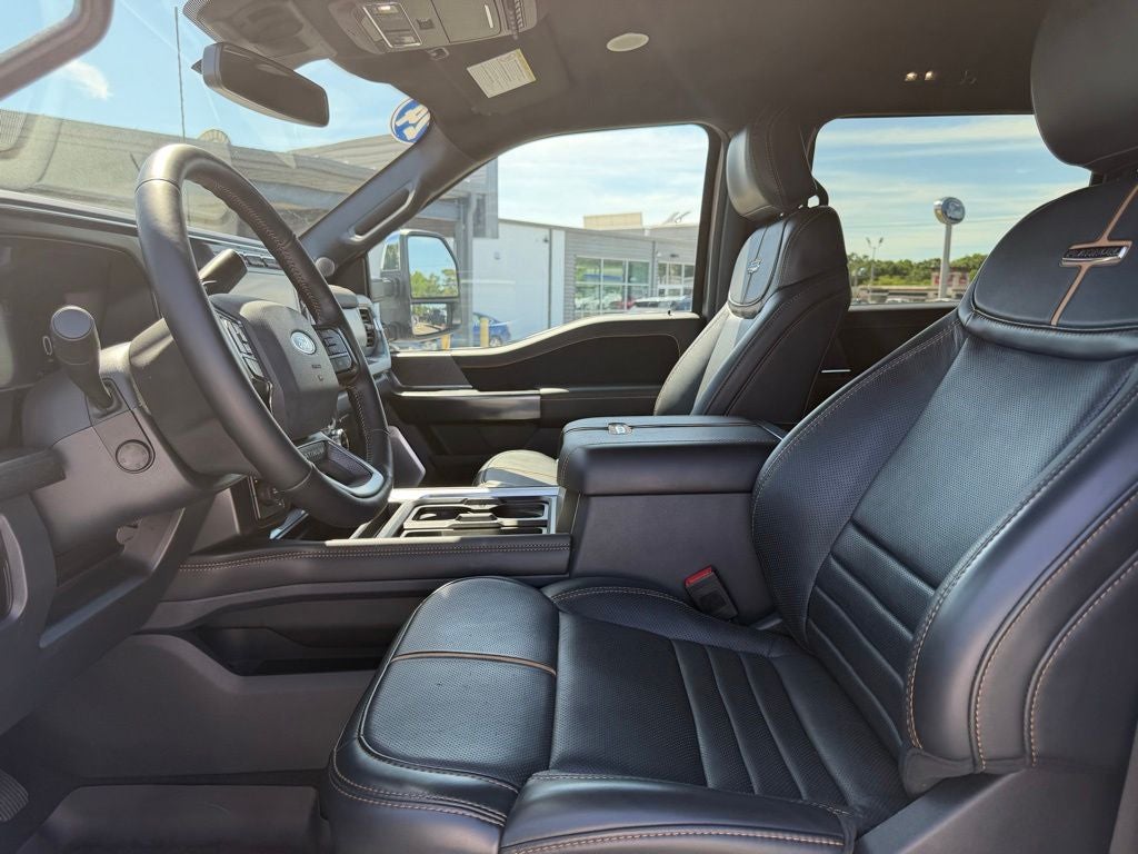 2024 Ford F-350SD Platinum DRW