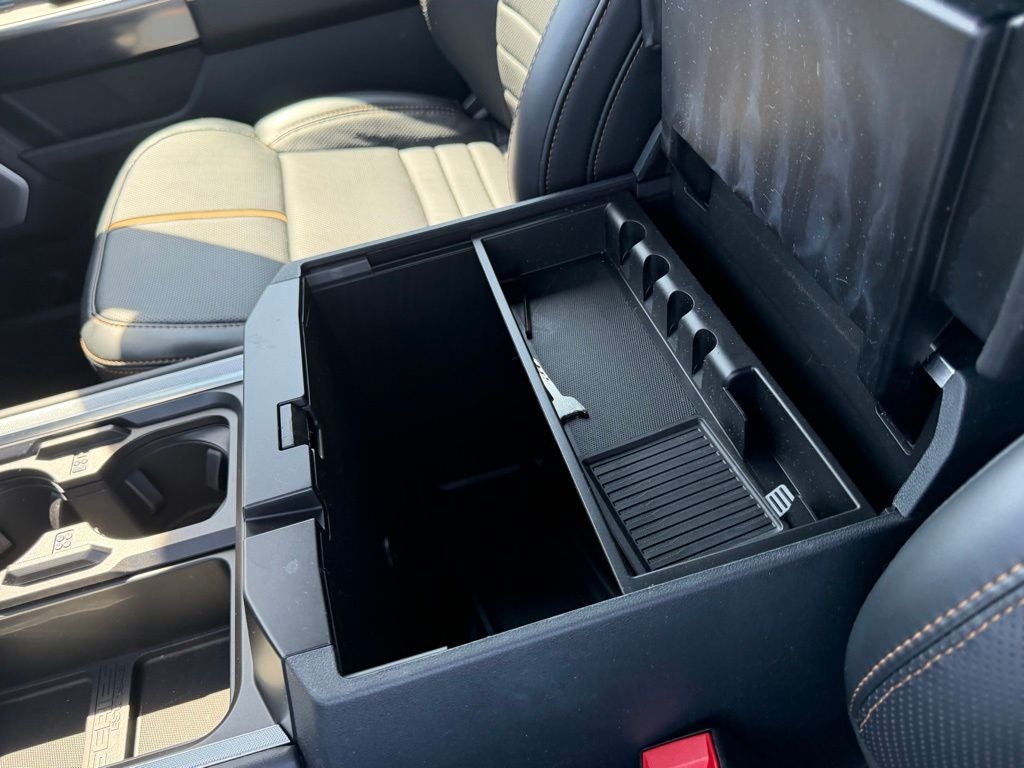 2024 Ford F-350SD Platinum DRW