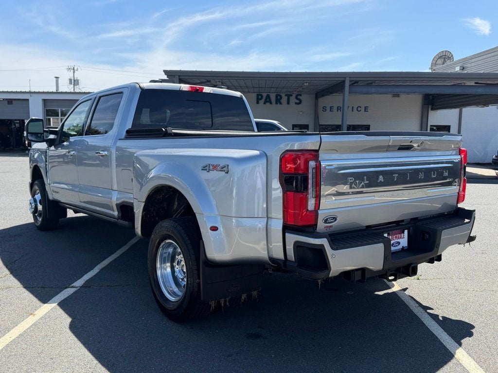 2024 Ford F-350SD Platinum DRW