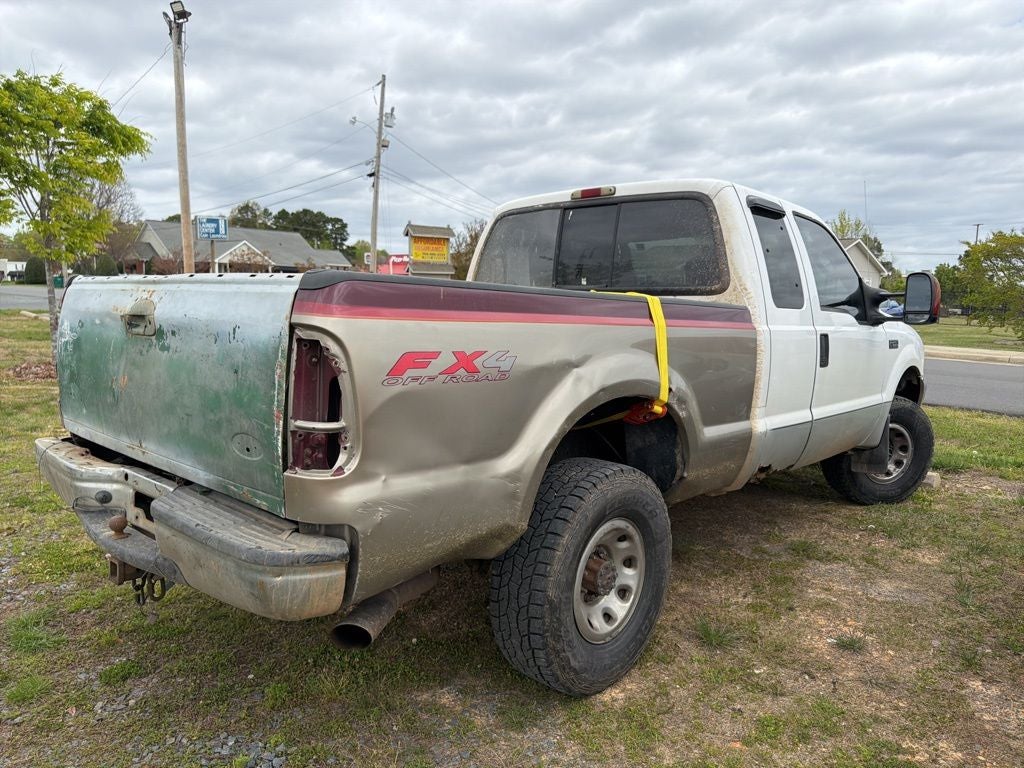 2004 Ford F-250SD Base