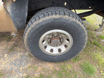 2004 Ford F-250SD Base