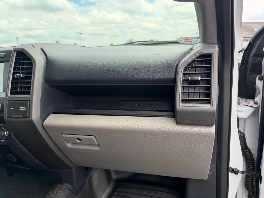 2022 Ford F-350SD XL