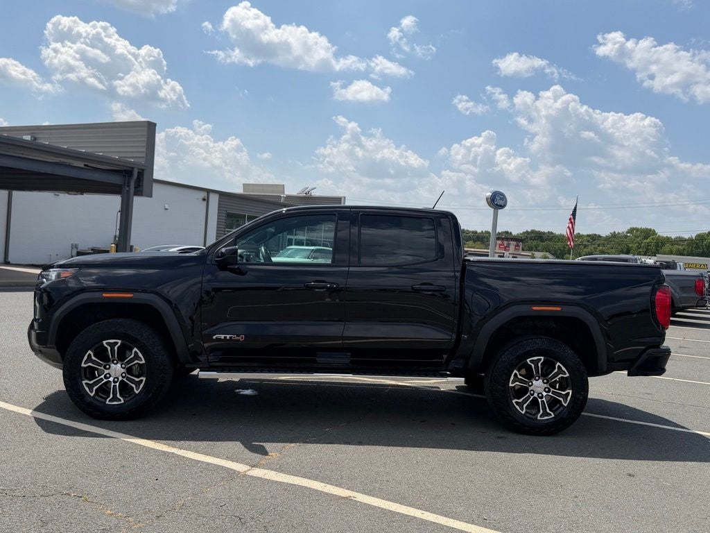 2023 GMC Canyon AT4