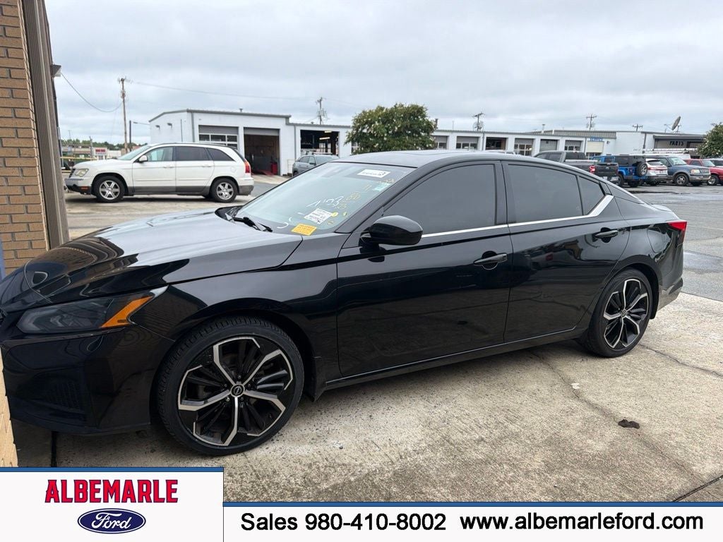 2023 Nissan Altima 2.5 SR