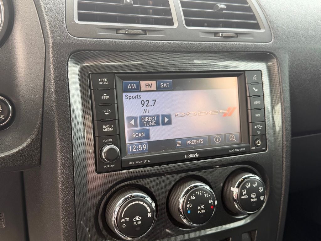 2013 Dodge Challenger SXT