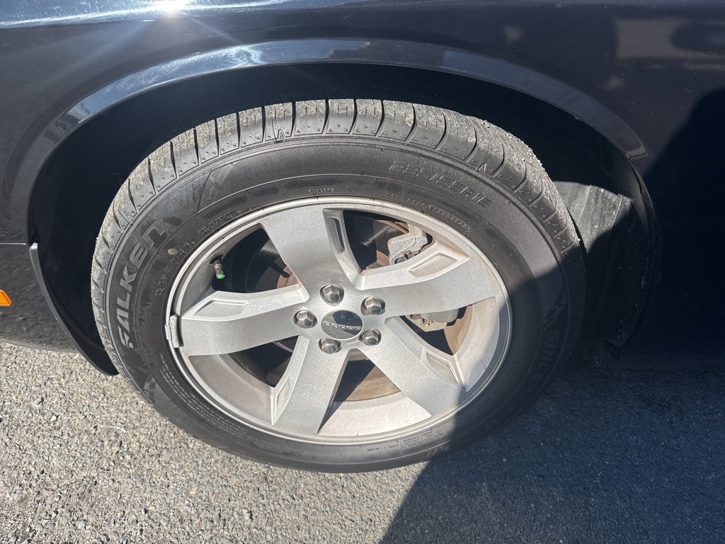 2013 Dodge Challenger SXT