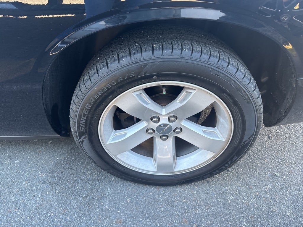 2013 Dodge Challenger SXT