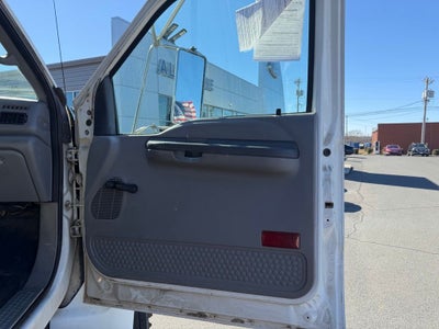 2000 Ford F-650SD XL DRW