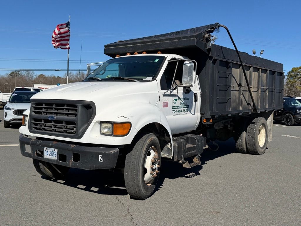 2000 Ford F-650SD XL DRW