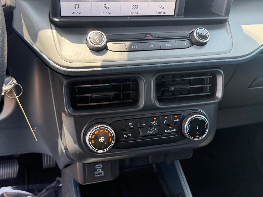 2024 Ford Maverick XL