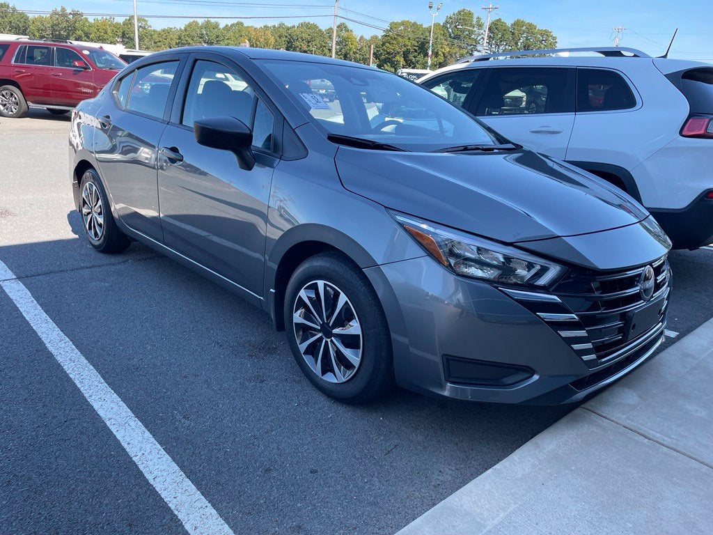2025 Nissan Versa 1.6 S
