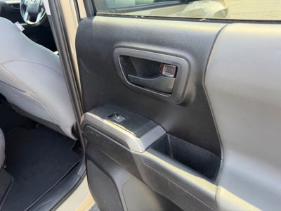 2019 Toyota Tacoma SR5 V6