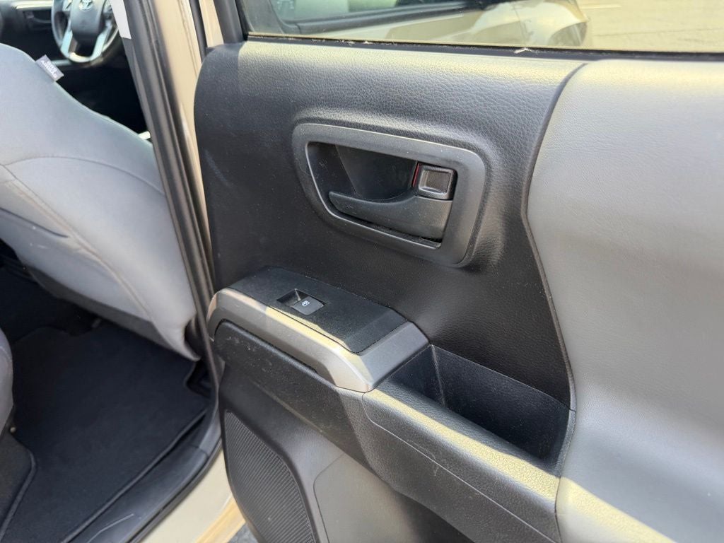 2019 Toyota Tacoma SR5 V6