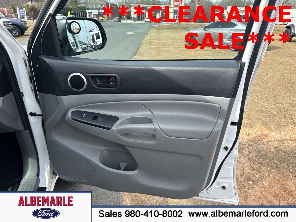 2015 Toyota Tacoma Base V6