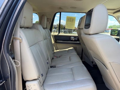 2015 Lincoln Navigator L Base