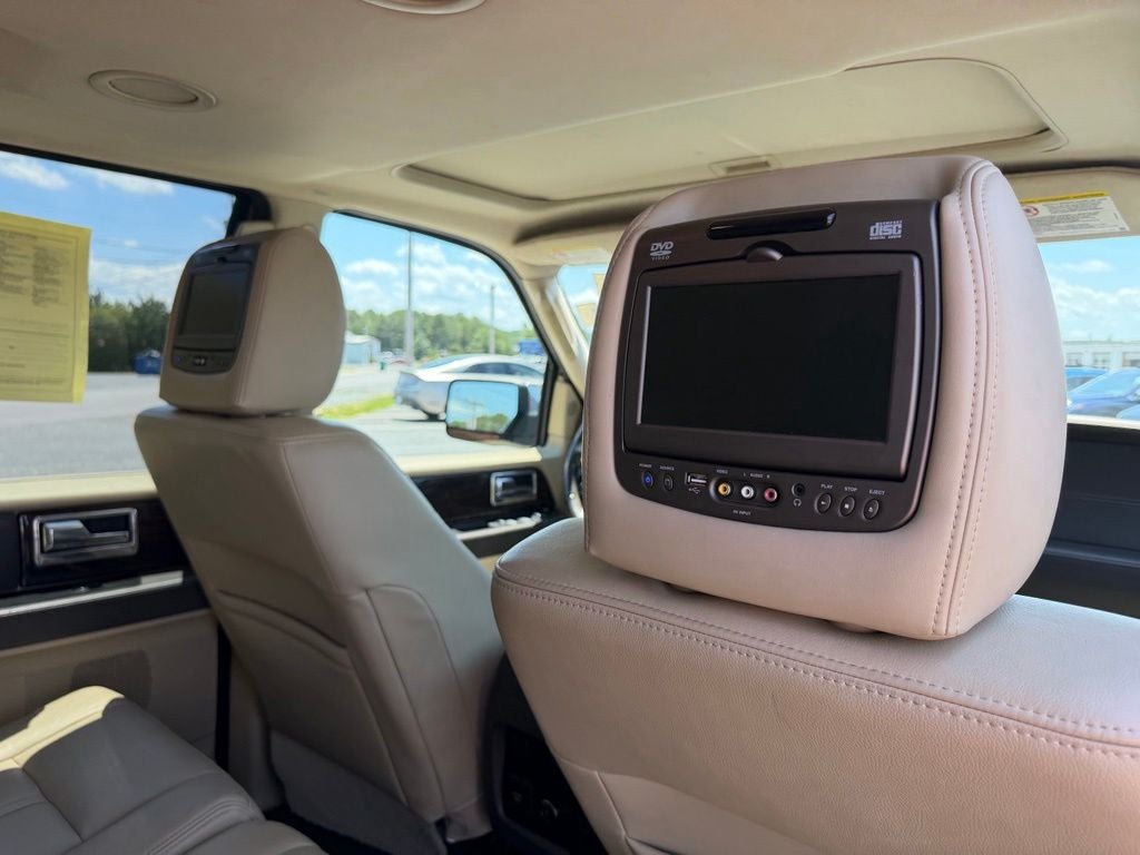 2015 Lincoln Navigator L Base