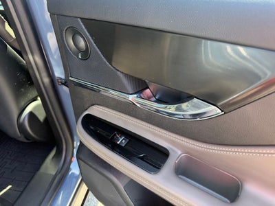 2023 Lincoln Corsair Plug-In Hybrid Grand Touring