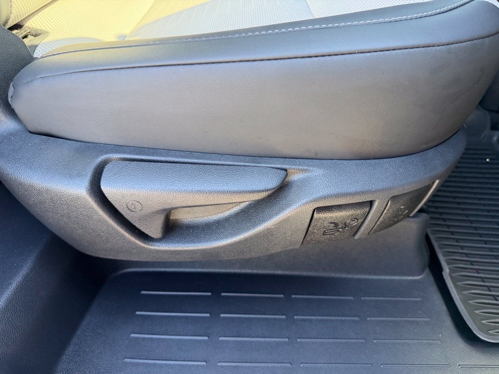 2026 Lexus TX 350 F SPORT Handling