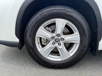 2022 Toyota Highlander L
