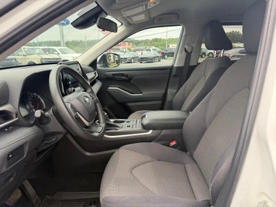 2022 Toyota Highlander L