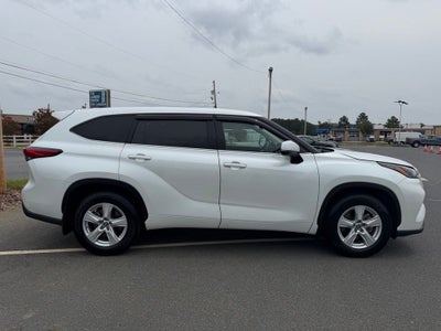 2022 Toyota Highlander L