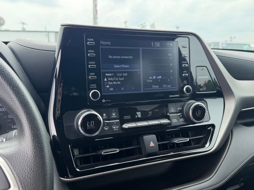 2022 Toyota Highlander L