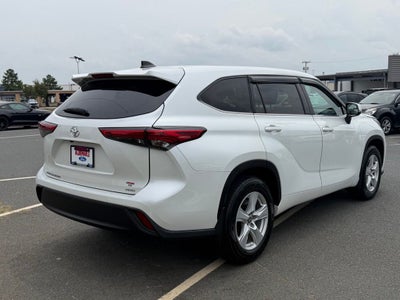 2022 Toyota Highlander L