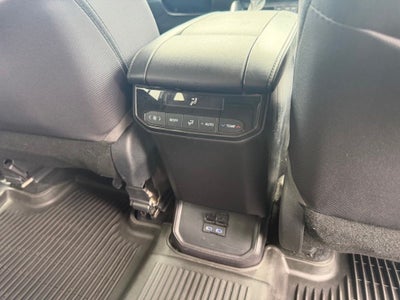 2022 Toyota Highlander L